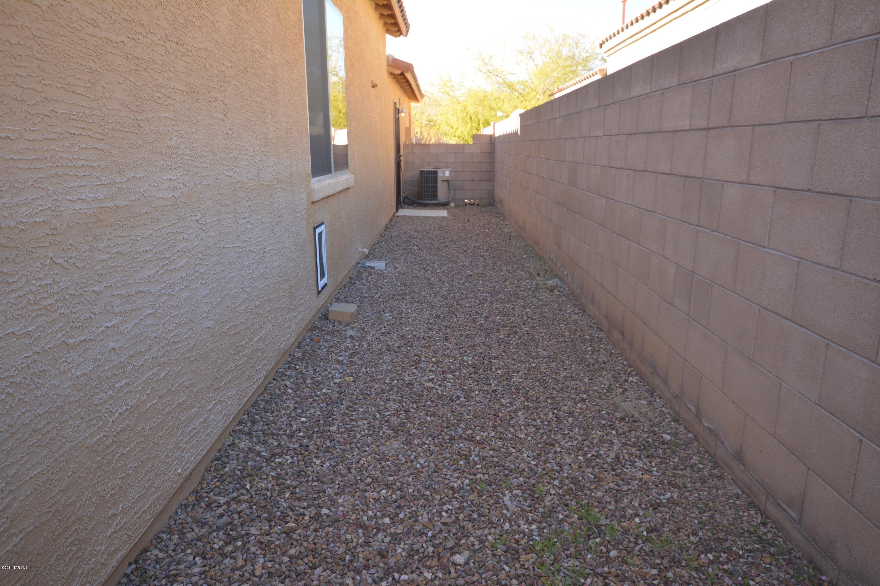 3505 South Desert Lantern Road Tucson, AZ 85735 - Photo 26 of 29