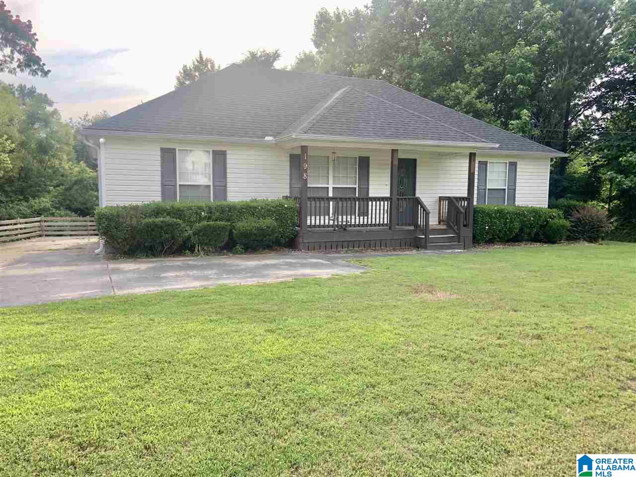 198 Miranda Road Warrior, AL 35180 - Photo 2 of 21
