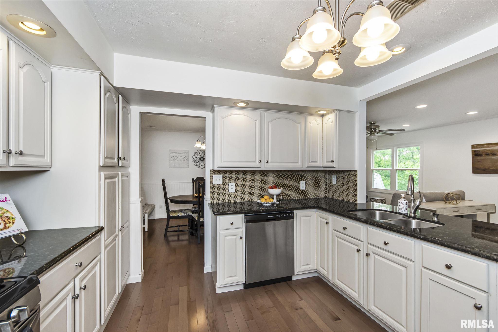 9350 North Pine Tree Road Peoria, IL 61615 - Photo 12 of 50 Gallery Image 12