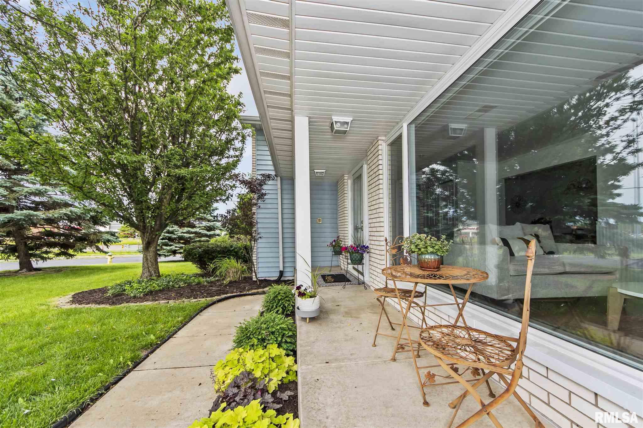 9350 North Pine Tree Road Peoria, IL 61615 - Photo 2 of 50 Gallery Image 2