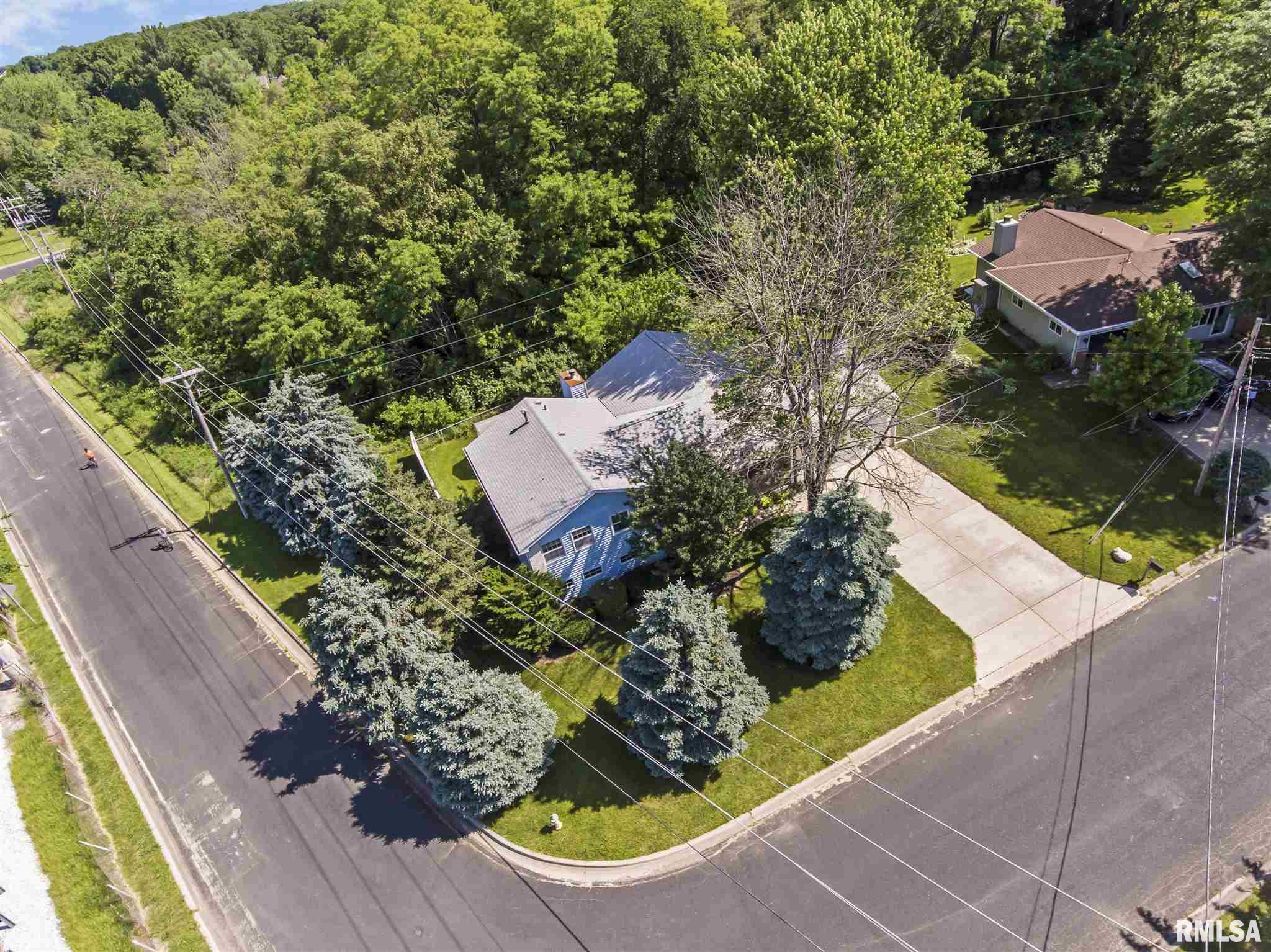 9350 North Pine Tree Road Peoria, IL 61615 - Photo 4 of 50 Gallery Image 4