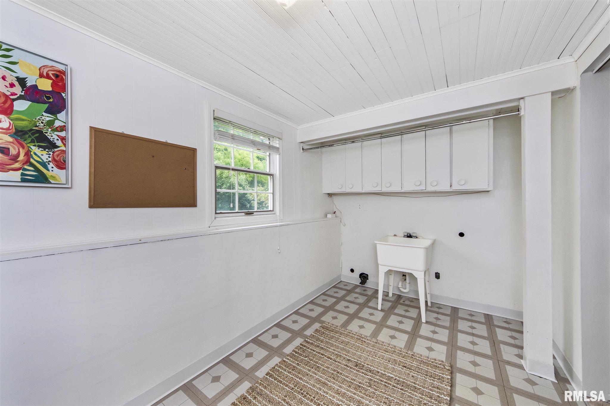 9350 North Pine Tree Road Peoria, IL 61615 - Photo 44 of 50 Gallery Image 44