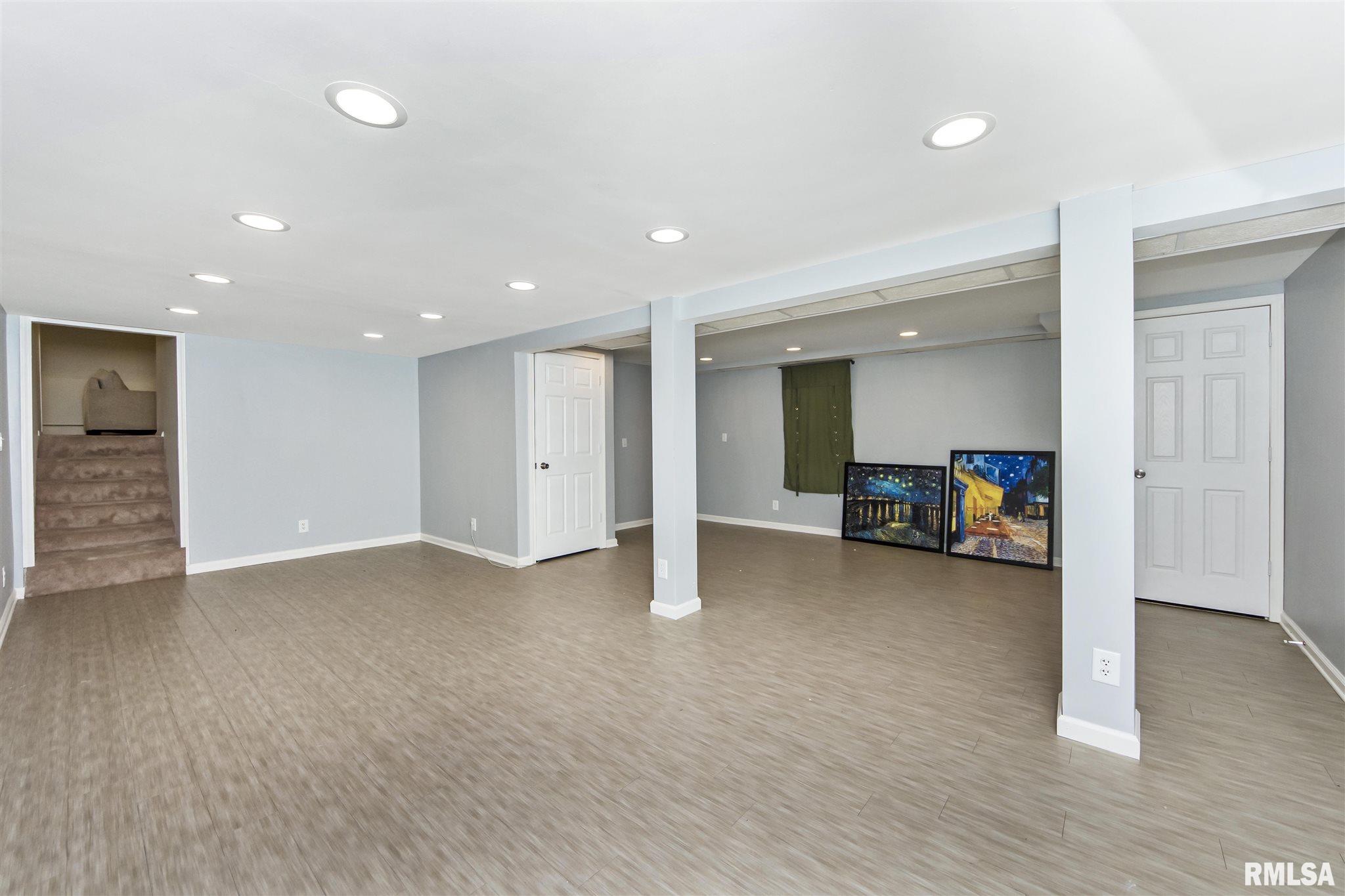 9350 North Pine Tree Road Peoria, IL 61615 - Photo 45 of 50 Gallery Image 45
