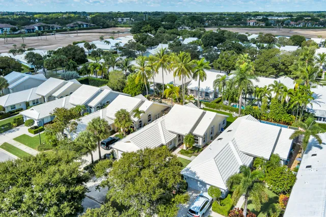 $5,500 | 2725 Meadowlark Lane, West Palm Beach, FL 33409