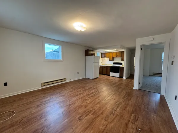 $995 | 39 East Church Street, Unit 1W, Sandwich, IL 60548