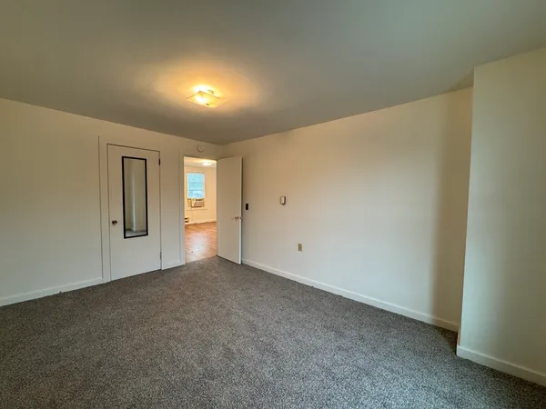 $995 | 39 East Church Street, Unit 1W, Sandwich, IL 60548