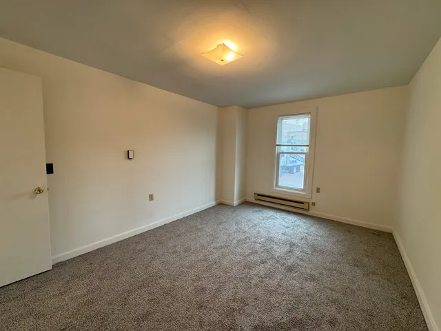 $1,100 | 39 East Church Street, Unit 1W, Sandwich, IL 60548