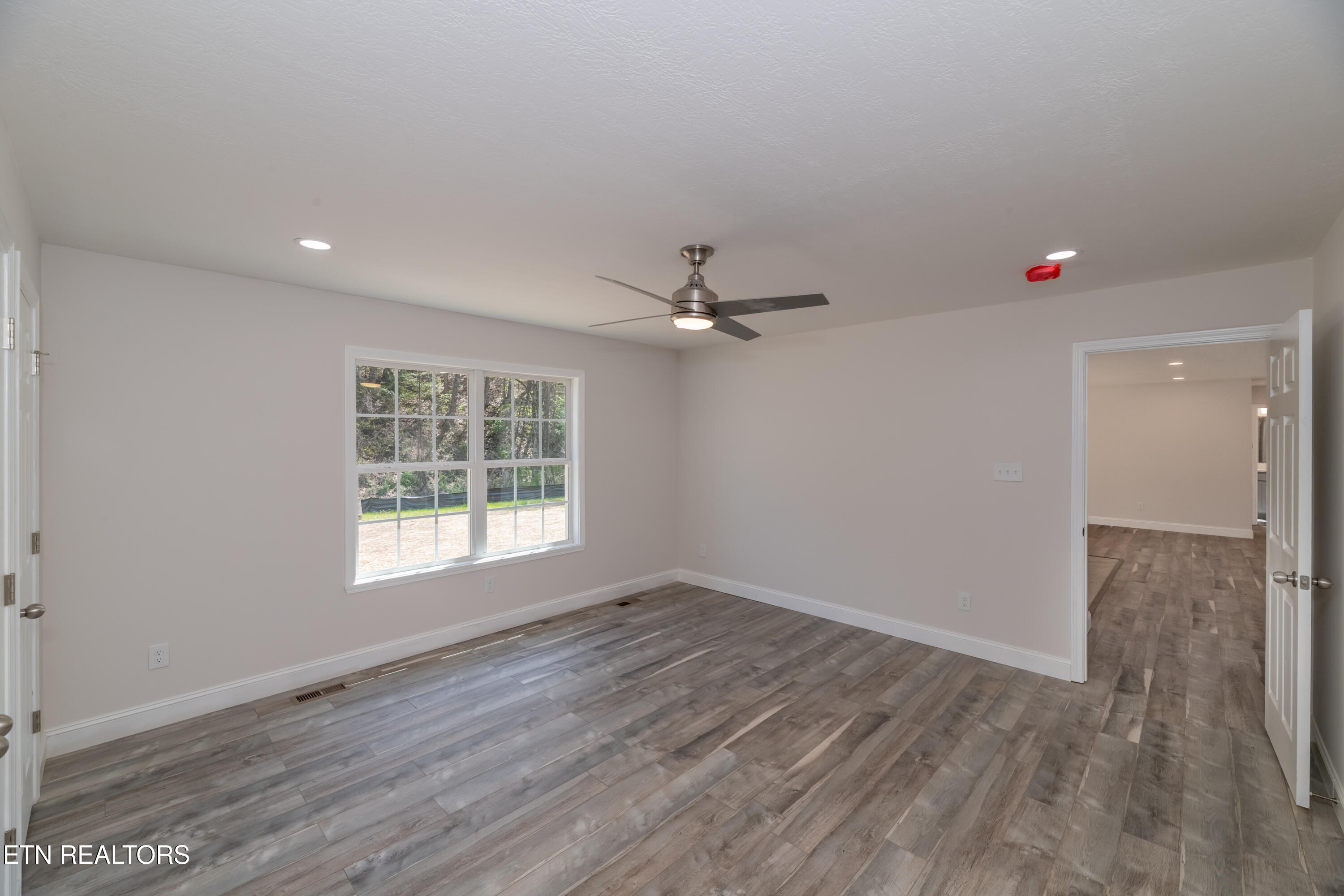 788 Pine Ridge Road Clinton, TN 37716 - Photo 14 of 36 HOB_0324