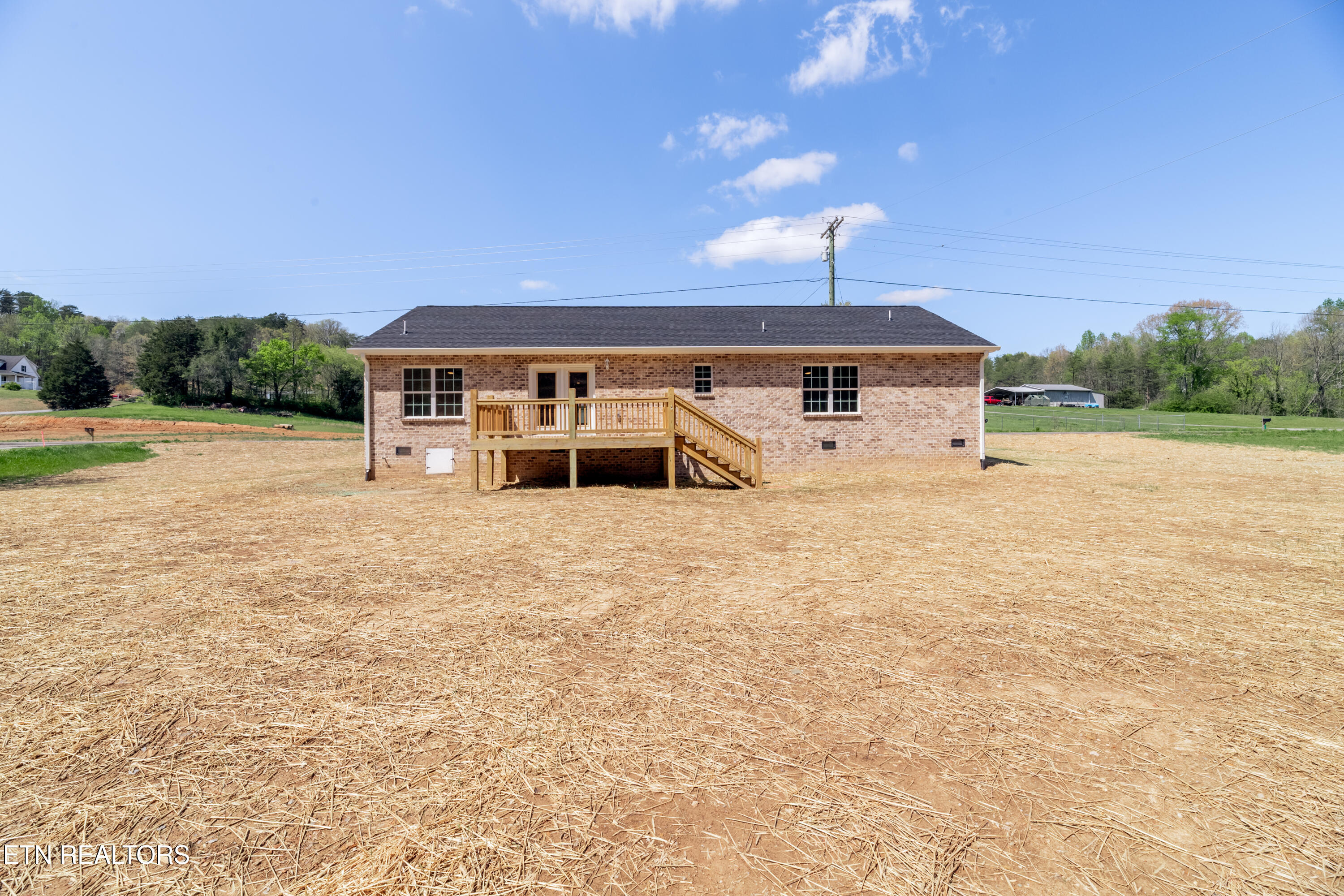 788 Pine Ridge Road Clinton, TN 37716 - Photo 30 of 36 HOB_0309-Edit