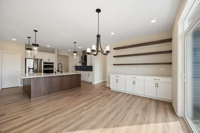 $827,885 | 3289 Winfield Way Southwest, Prior Lake, MN 55372