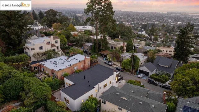 $1,695,000 | 589 San Luis Road, Berkeley, CA 94707