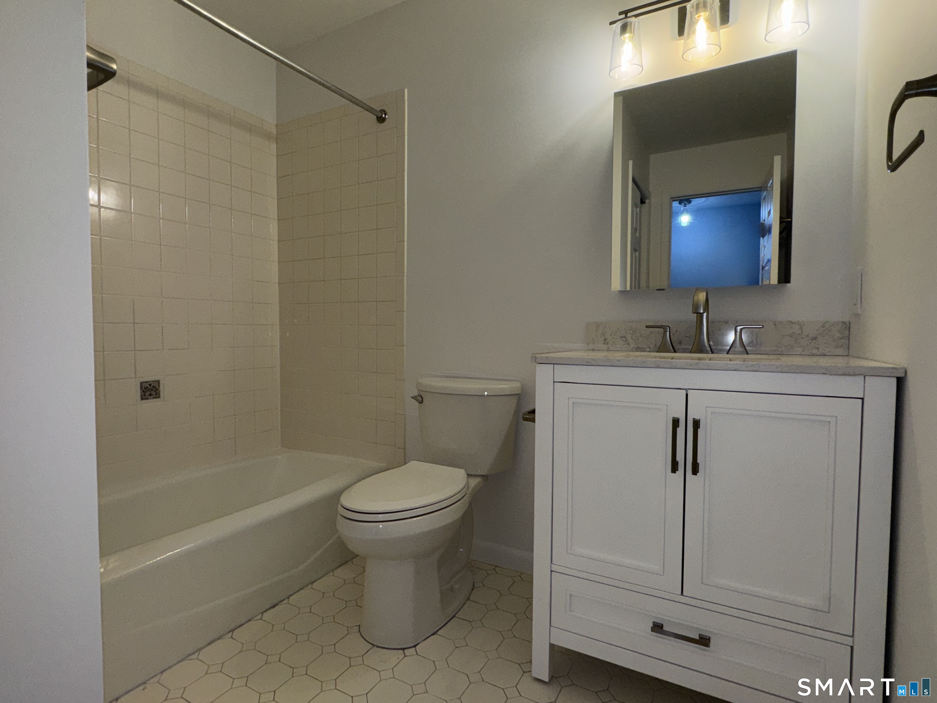 115 Flax Hill Road, Unit 10 Norwalk, CT 06854 - Photo 12 of 15