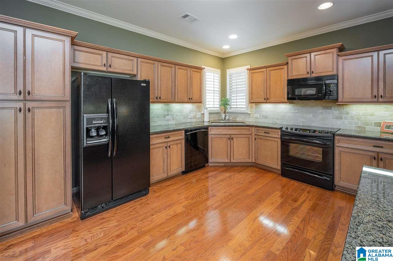 5314 Creekside Loop Birmingham, AL 35244 - Photo 4 of 48