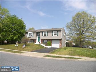 2 Yew Road Newark, DE 19702 - Photo 1 of 12 Exterior Front
