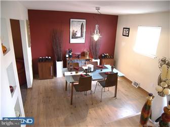 2 Yew Road Newark, DE 19702 - Photo 3 of 12 Dining Room