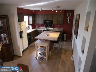 2 Yew Road Newark, DE 19702 - Photo 4 of 12 Kitchen