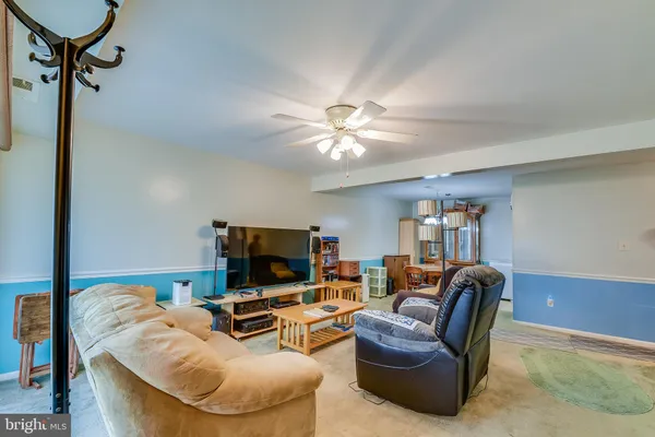 $140,000 | 8116 Lakecrest Drive, Greenbelt, MD 20770