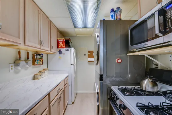$140,000 | 8116 Lakecrest Drive, Greenbelt, MD 20770