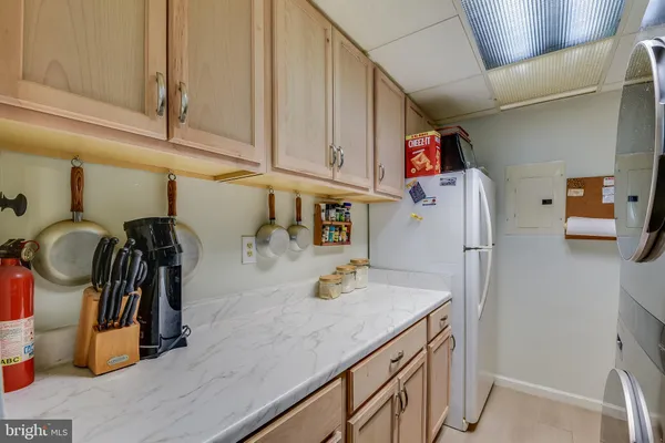 $140,000 | 8116 Lakecrest Drive, Greenbelt, MD 20770