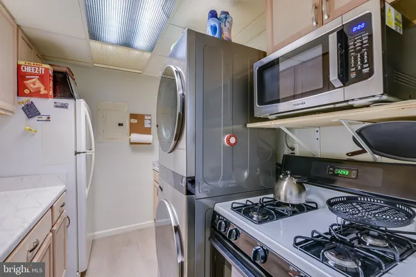 $140,000 | 8116 Lakecrest Drive, Greenbelt, MD 20770