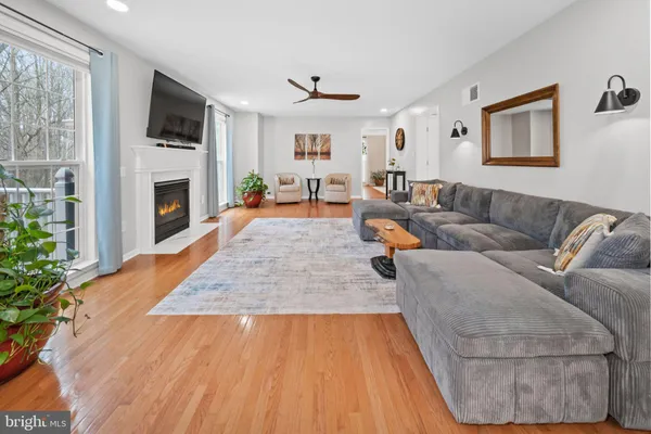 $739,900 | 380 Mourning Dove Drive, Newark, DE 19711