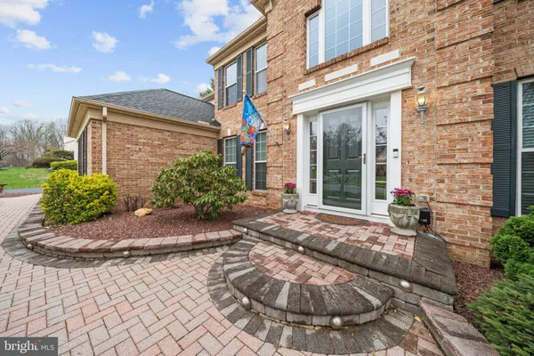 $739,900 | 380 Mourning Dove Drive, Newark, DE 19711