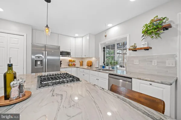 $739,900 | 380 Mourning Dove Drive, Newark, DE 19711