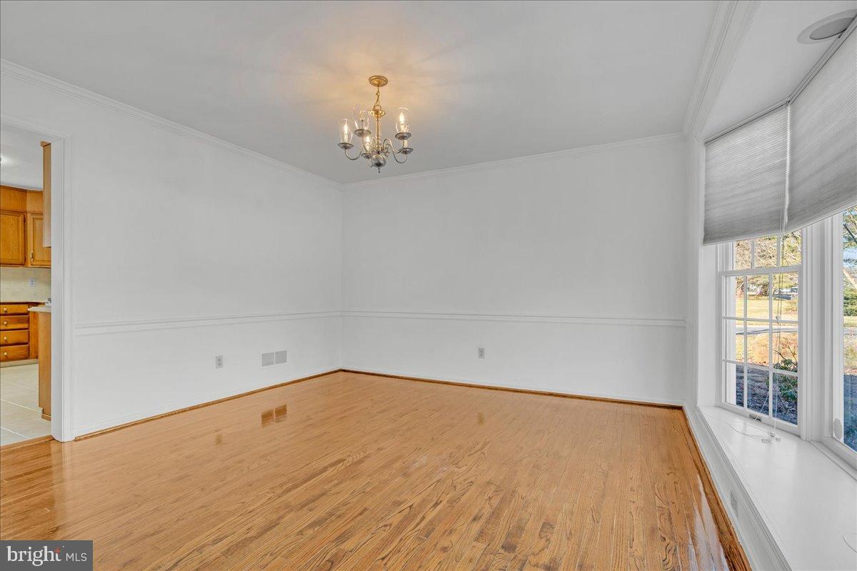4552 Simon Road Wilmington, DE 19803 - Photo 5 of 29 Gallery Image 5