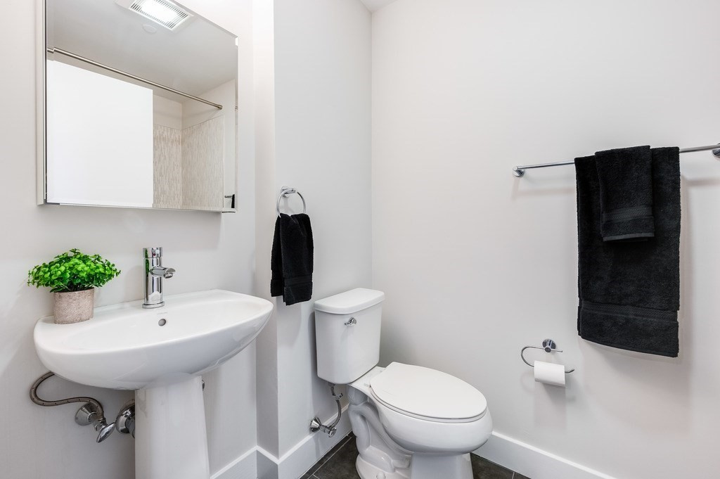 18 White Street, Unit 5 Cambridge, MA 02140 - Photo 23 of 30