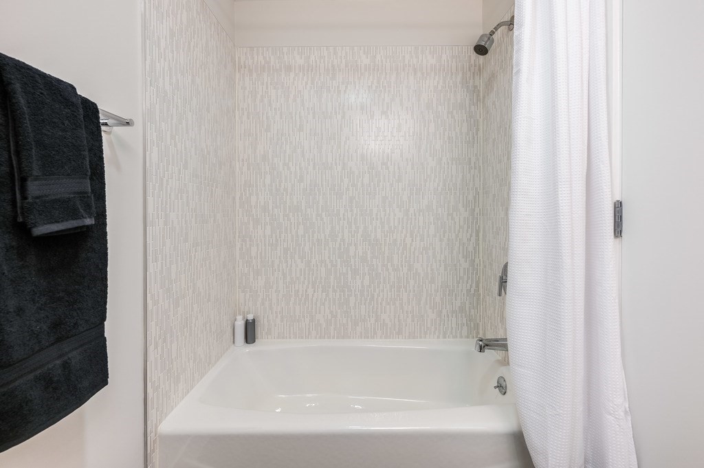 18 White Street, Unit 5 Cambridge, MA 02140 - Photo 24 of 30