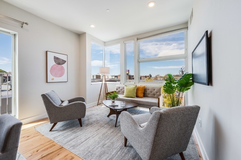 18 White Street, Unit 5 Cambridge, MA 02140 - Photo 3 of 30