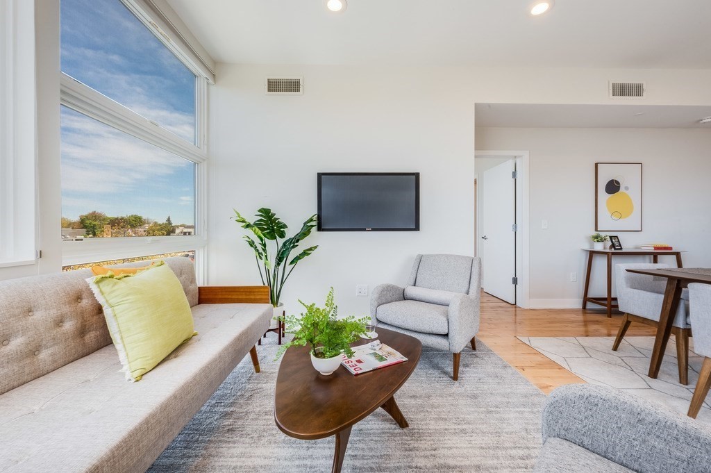 18 White Street, Unit 5 Cambridge, MA 02140 - Photo 4 of 30