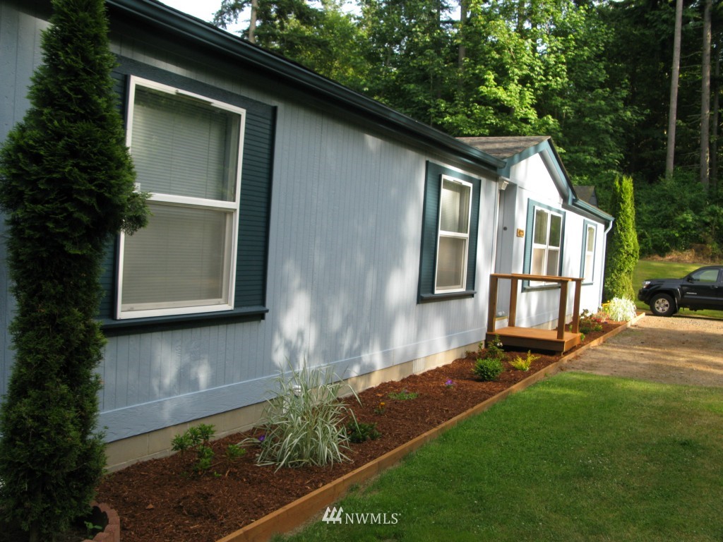 4225 Wilson Creek Road Southeast Port Orchard, WA 98366 - Photo 2 of 25 Gallery Image 2