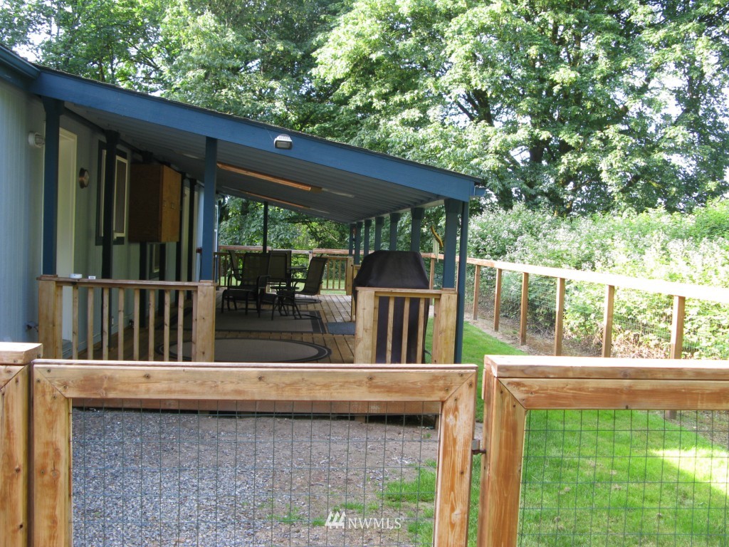 4225 Wilson Creek Road Southeast Port Orchard, WA 98366 - Photo 17 of 25 Gallery Image 17