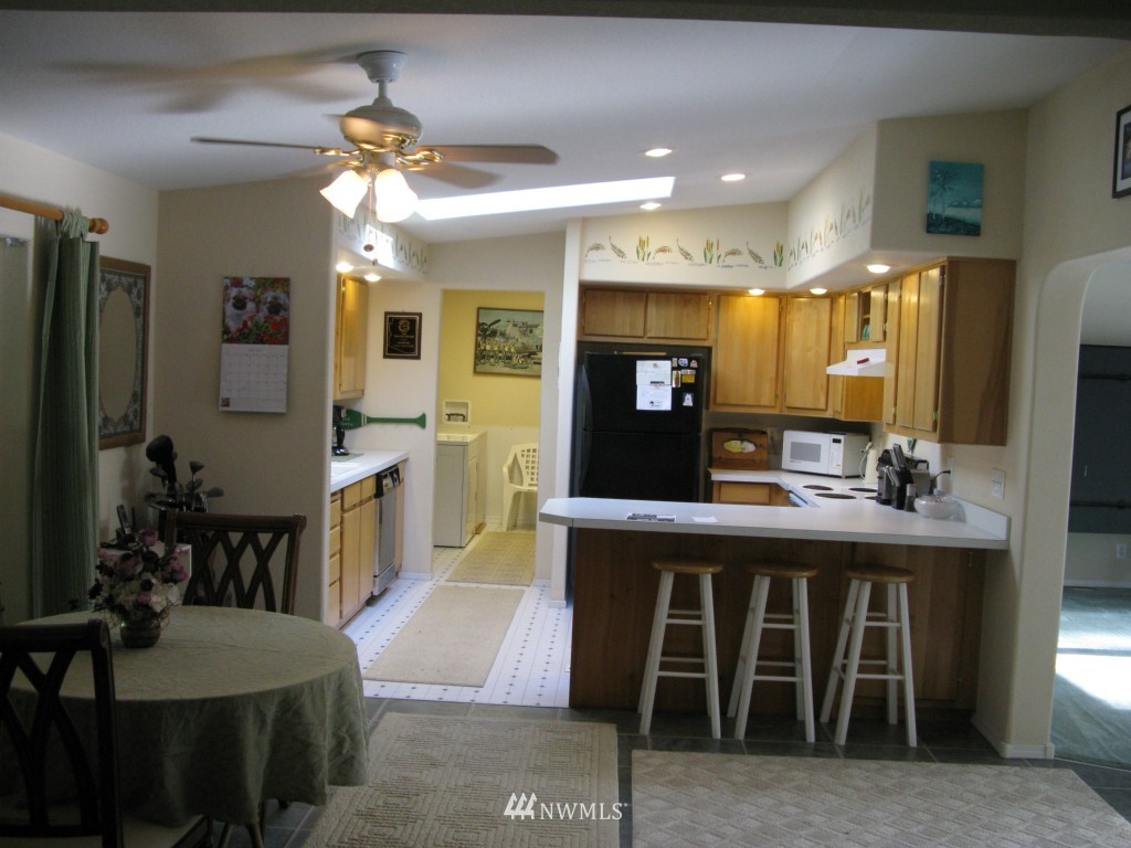 4225 Wilson Creek Road Southeast Port Orchard, WA 98366 - Photo 7 of 25 Gallery Image 7