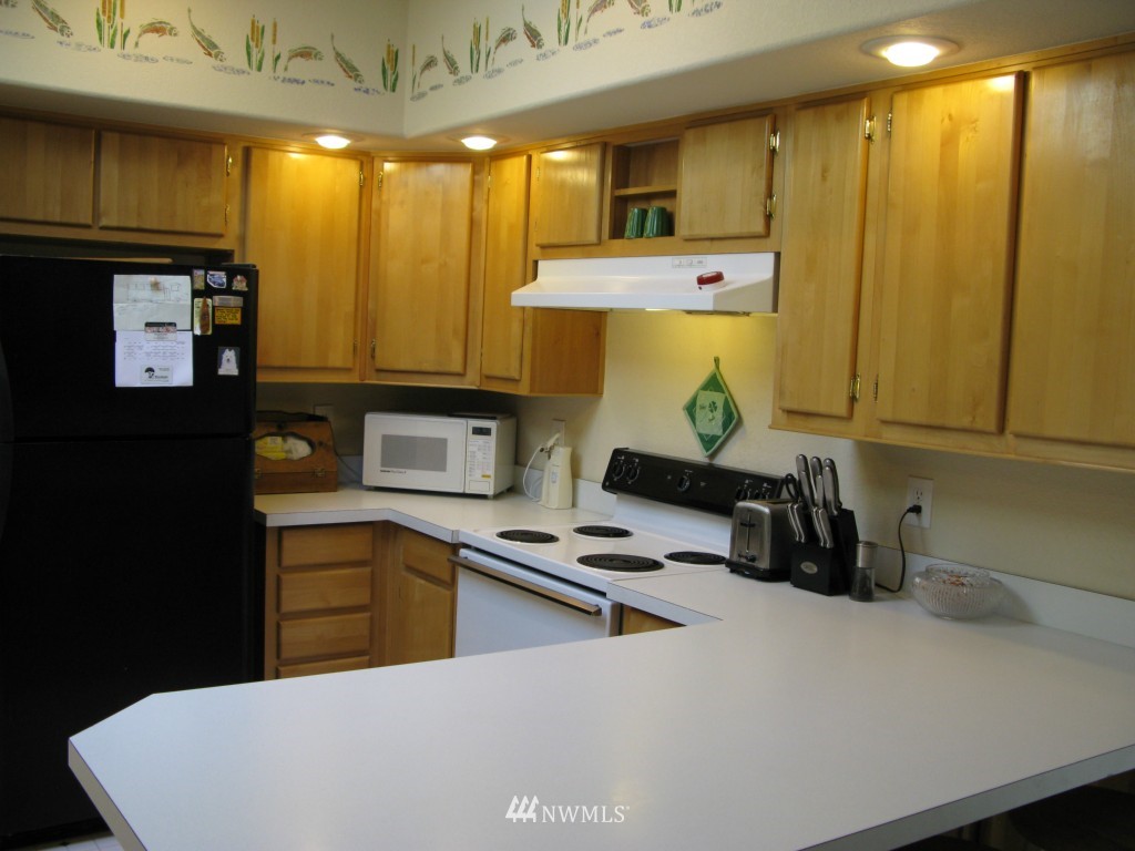 4225 Wilson Creek Road Southeast Port Orchard, WA 98366 - Photo 8 of 25 Gallery Image 8