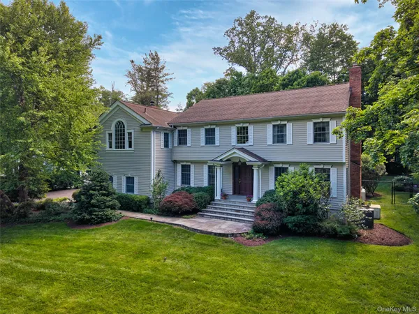 $1,795,000 | 26 Plumwood Road, Briarcliff Manor, NY 10510