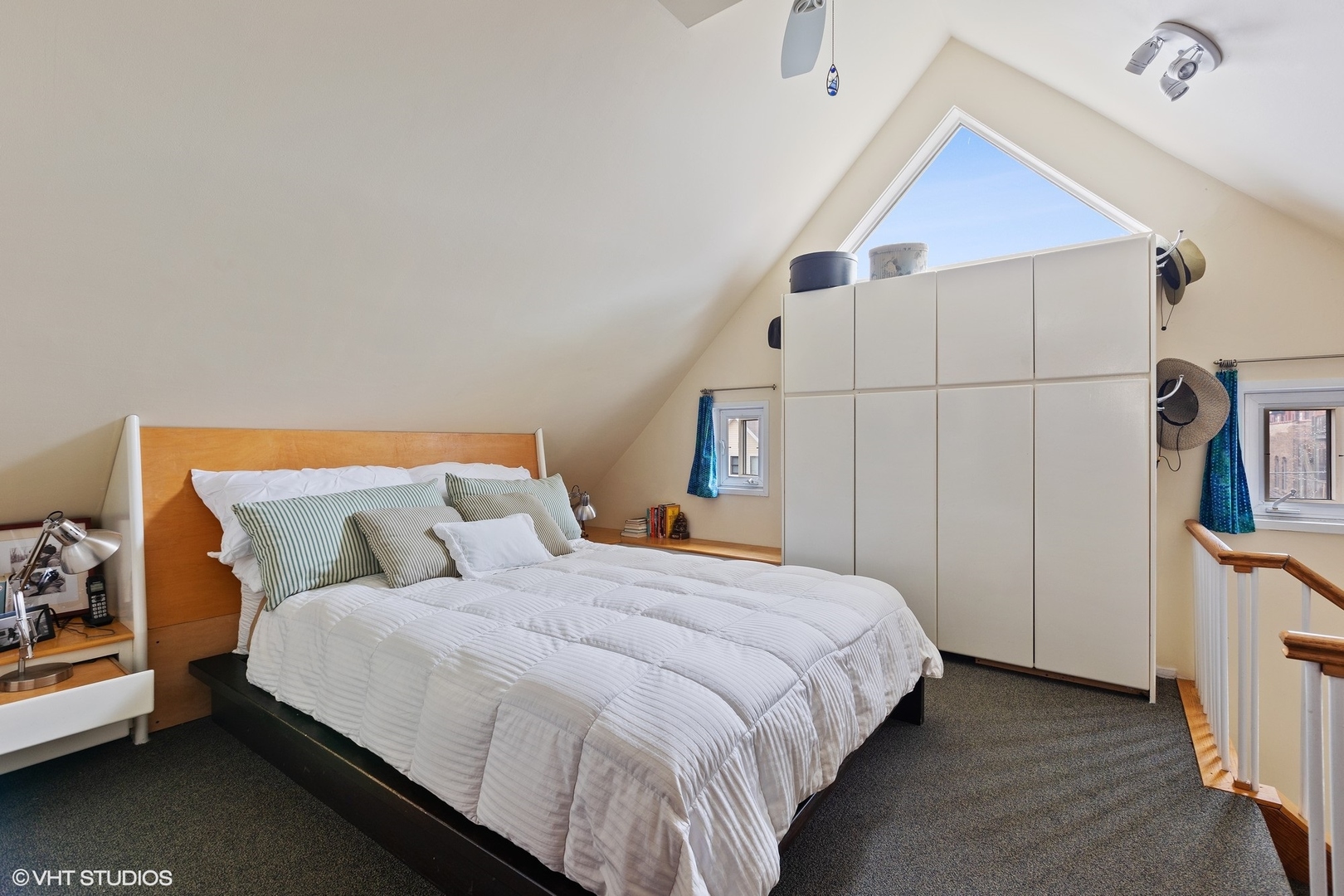 1014 West Oakdale Avenue Chicago, IL 60613 - Photo 12 of 32