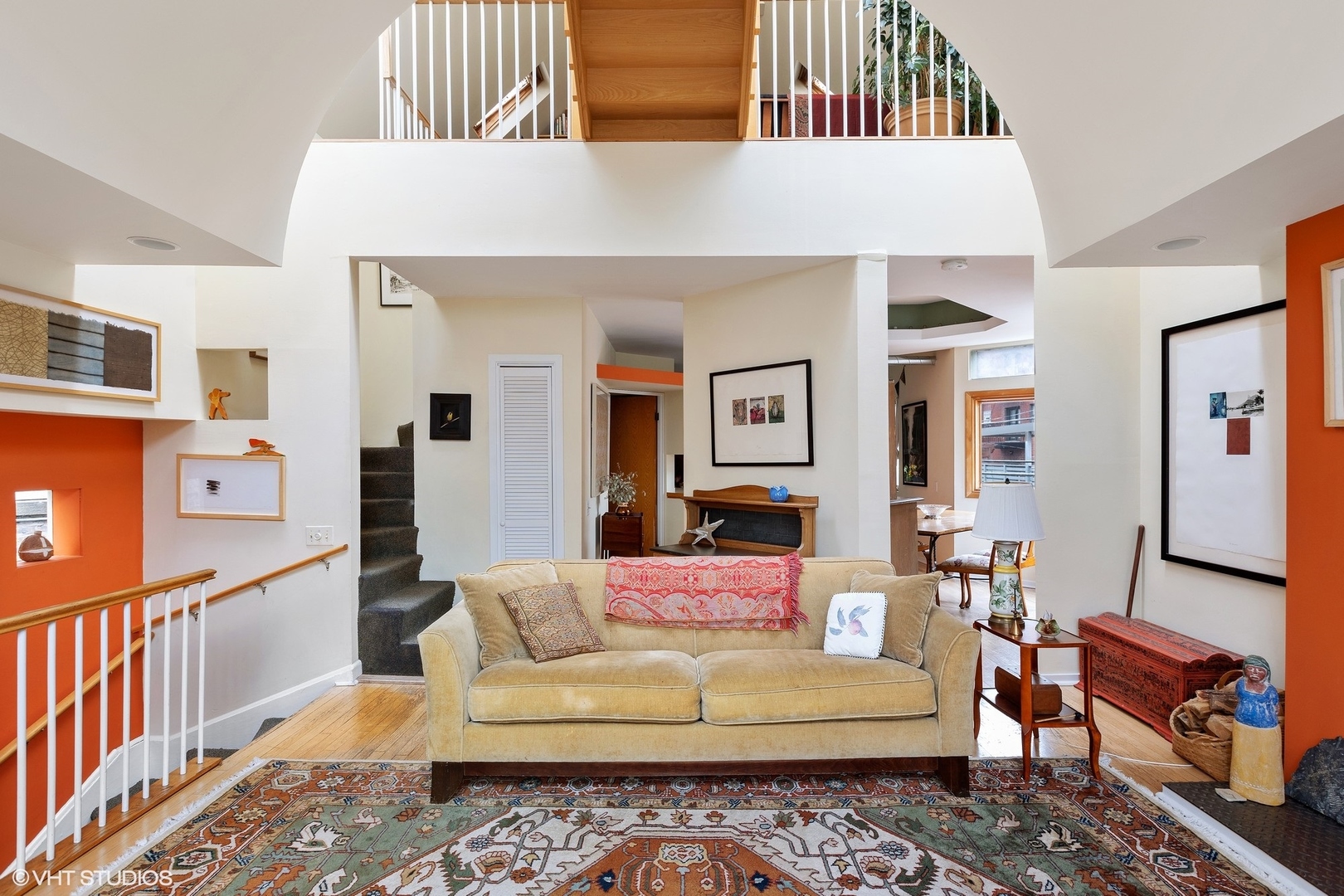 1014 West Oakdale Avenue Chicago, IL 60613 - Photo 3 of 32