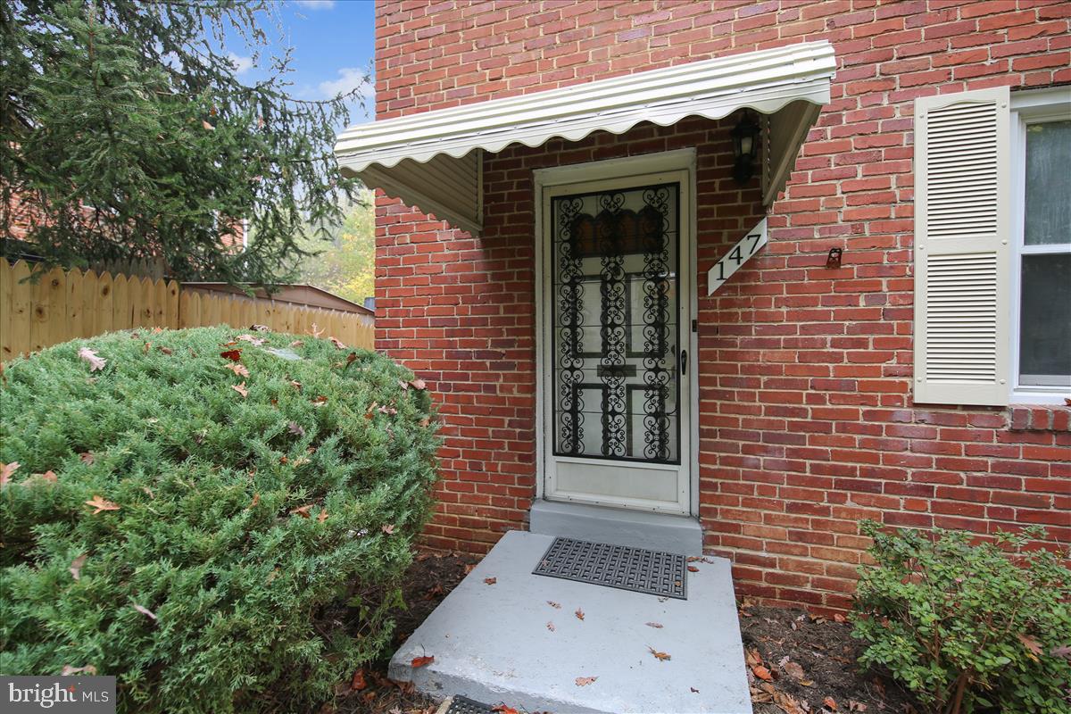 147 Ritchie Avenue Silver Spring, MD 20910 - Photo 14 of 46