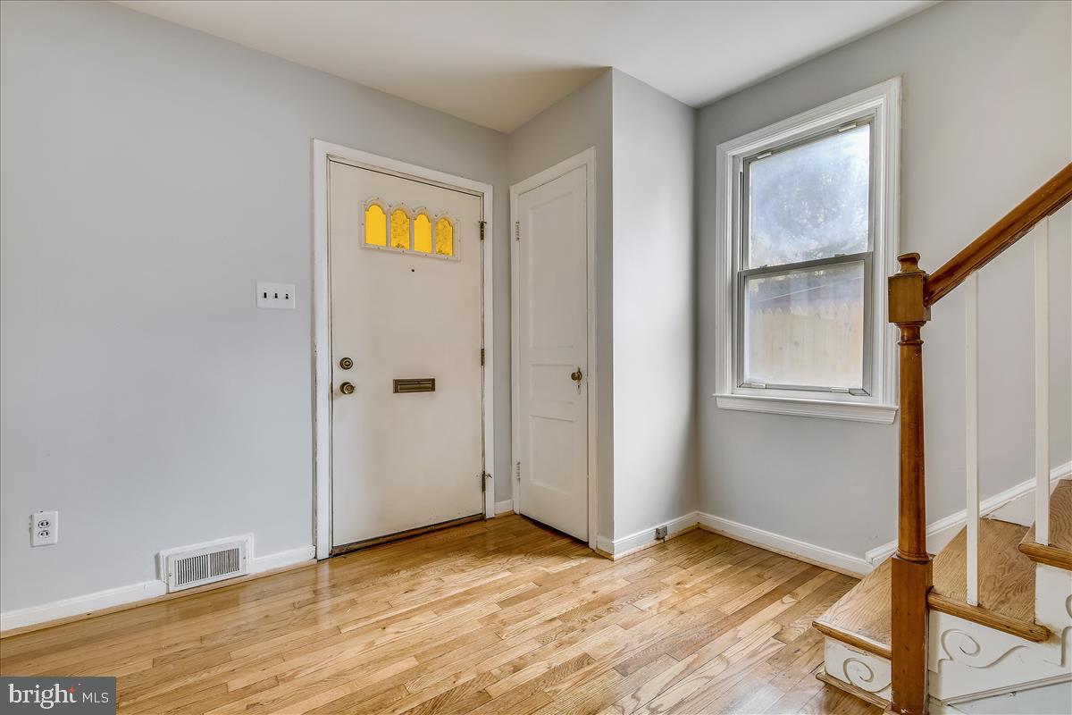 147 Ritchie Avenue Silver Spring, MD 20910 - Photo 15 of 46