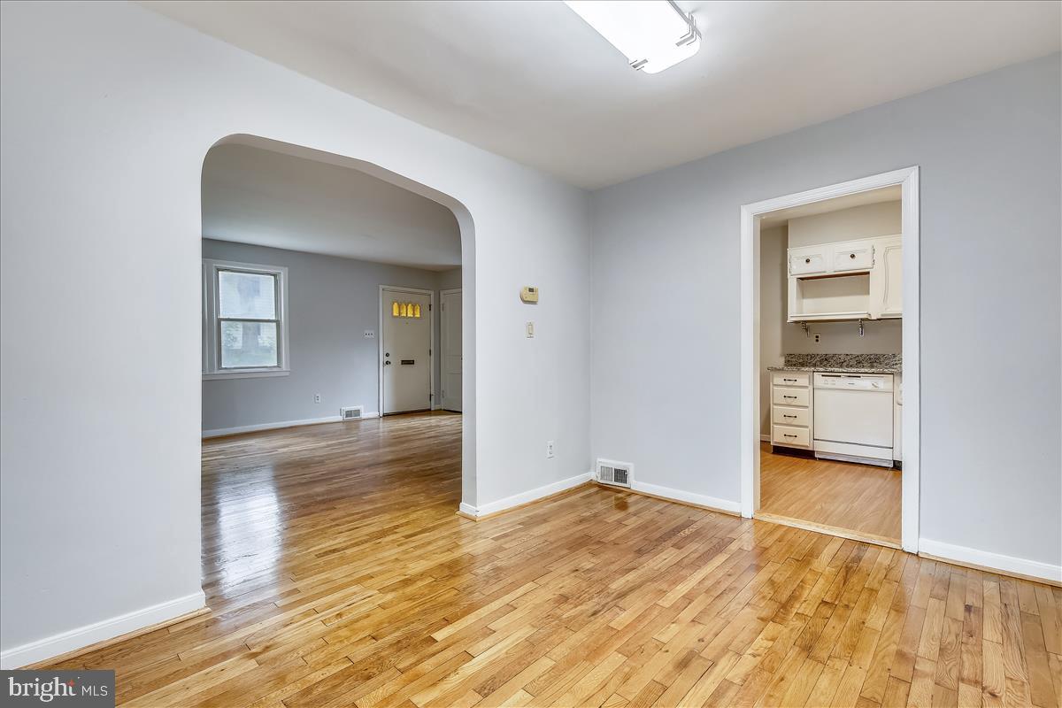 147 Ritchie Avenue Silver Spring, MD 20910 - Photo 21 of 46