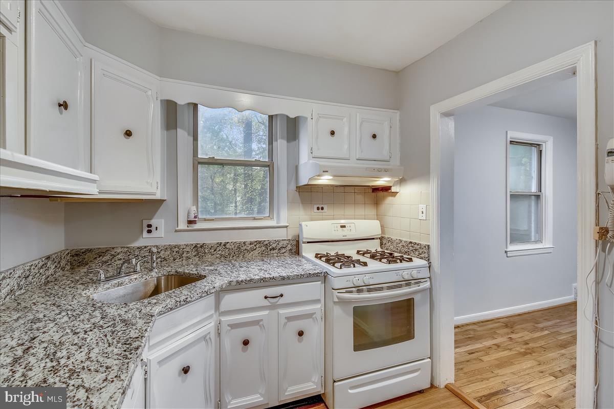 147 Ritchie Avenue Silver Spring, MD 20910 - Photo 23 of 46