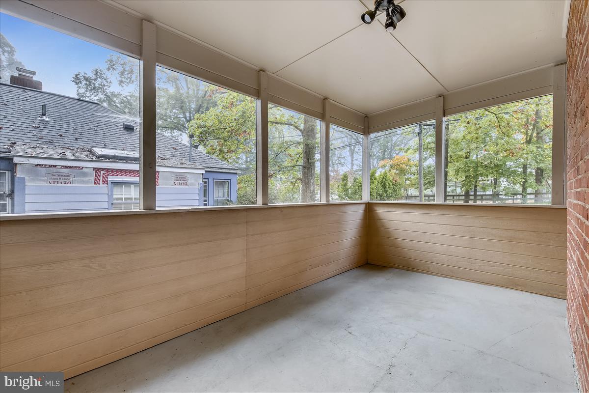 147 Ritchie Avenue Silver Spring, MD 20910 - Photo 25 of 46 A room to relax in- Screened Porch