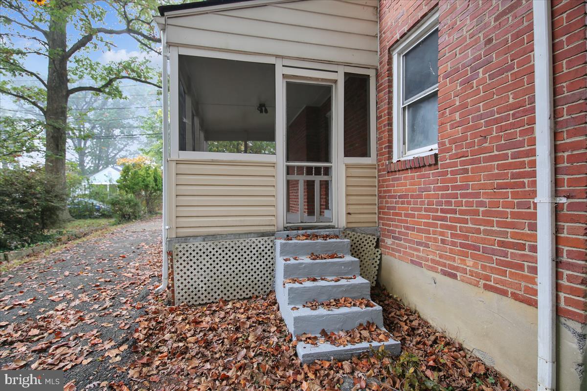 147 Ritchie Avenue Silver Spring, MD 20910 - Photo 27 of 46