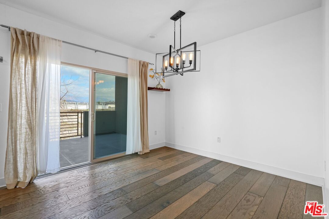 2974 Ripple Place, Unit 202 Los Angeles, CA 90039 - Photo 12 of 32 Gallery Image 12