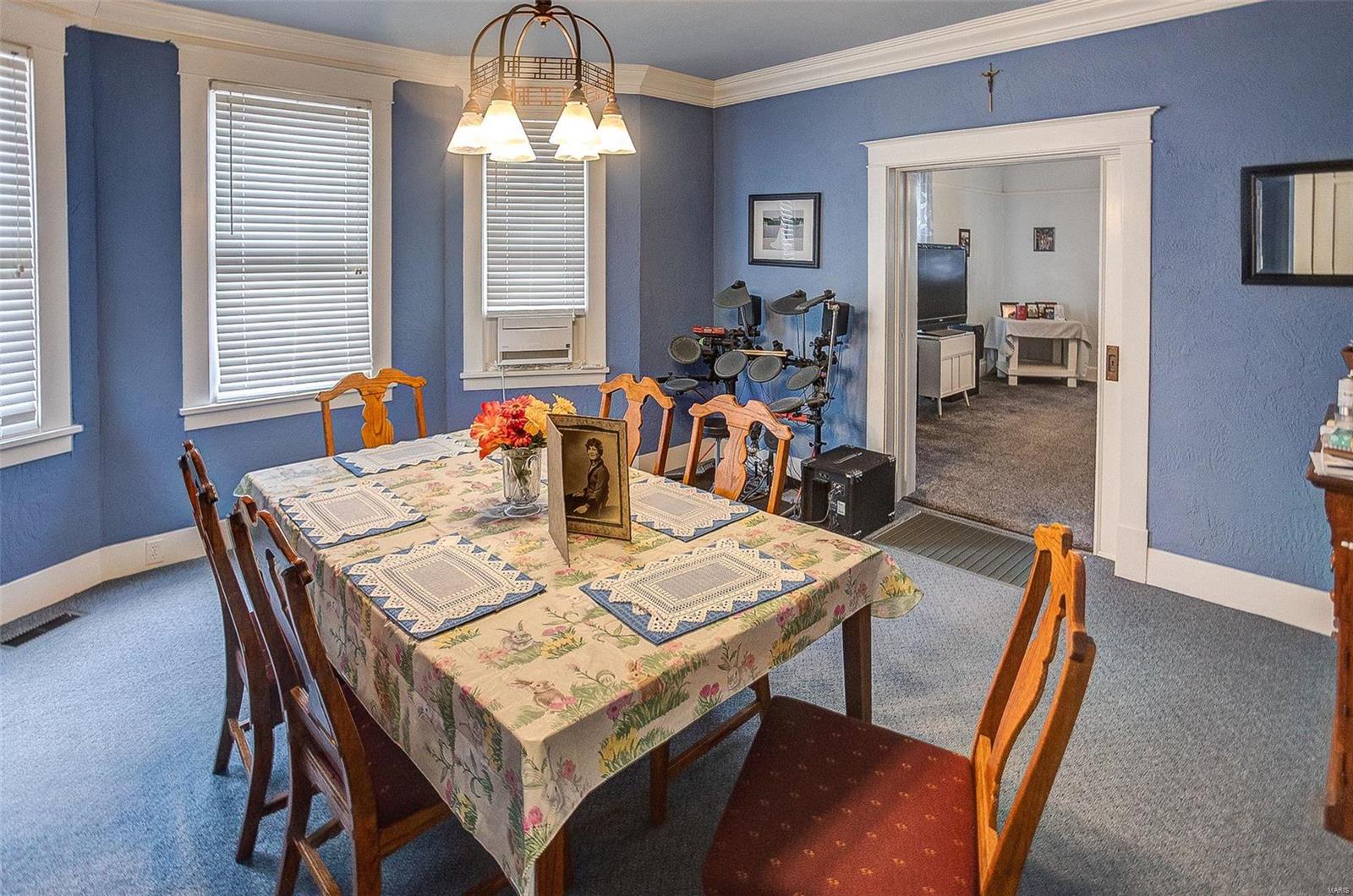 604 South Rapp Avenue Columbia, IL 62236 - Photo 12 of 31 Gallery Image 12