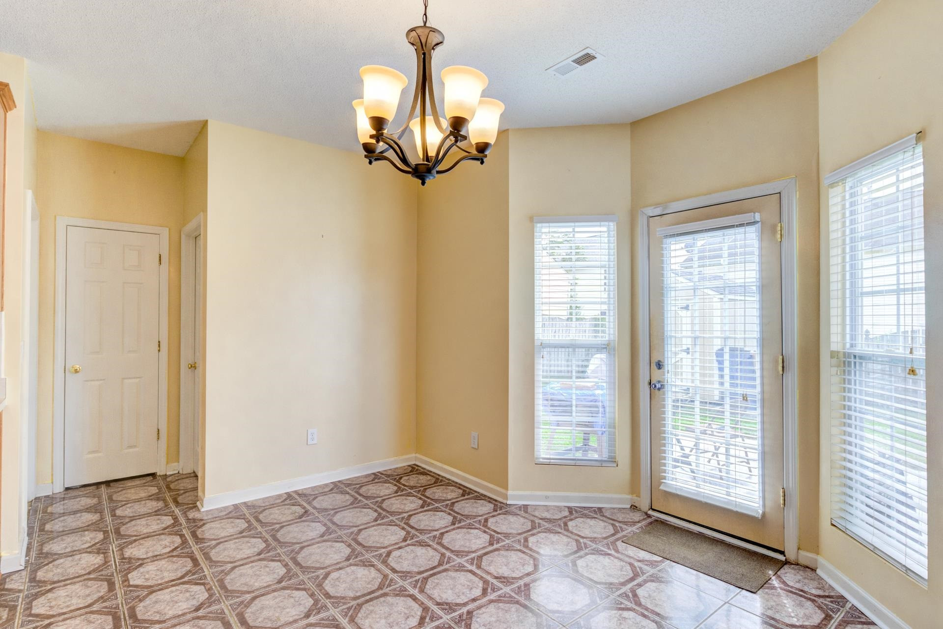 4337 Cardinal Grove Boulevard Raleigh, NC 27616 - Photo 14 of 30 Photo 14