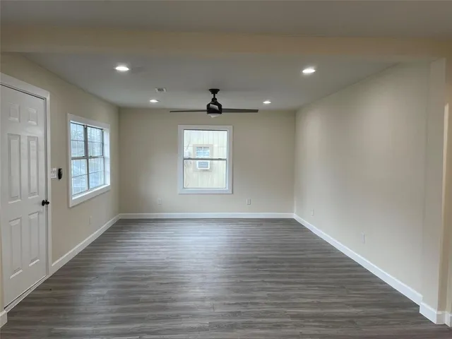 $1,600 | 326 Avenue J, Dallas, TX 75203