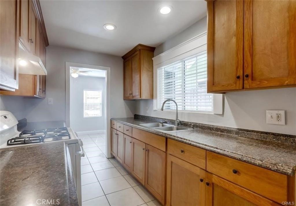 1007 Lewis Avenue Long Beach, CA 90813 - Photo 15 of 43